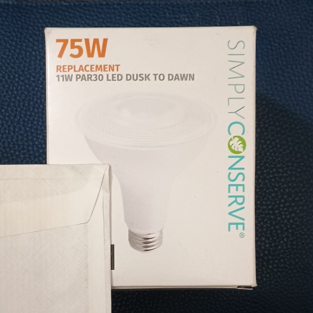Simply Conserve 75W Replacement LED PAR30 Bulb - White